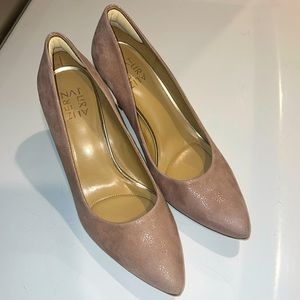NWOB Naturalizer Natalie Suede Pump Heels